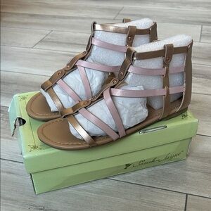 Sarah Jayne Pebbles Rose Gold Gladiator Sandals size 6 NEW